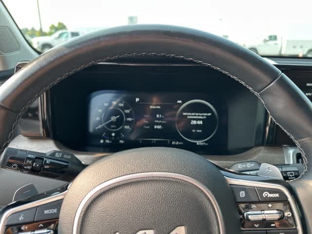 Thumbnail: 2022 Kia Sorento - 6