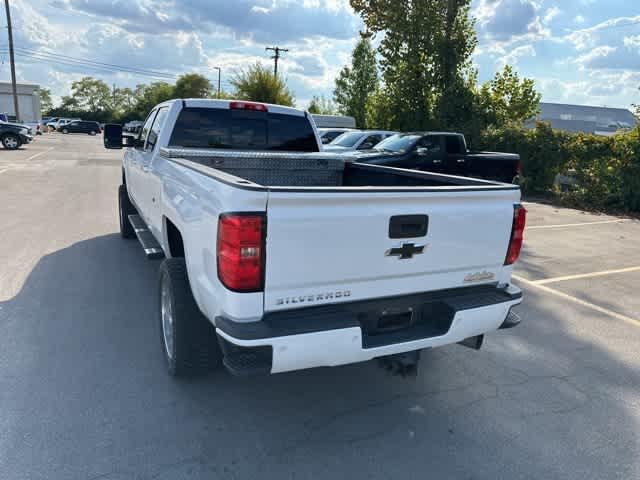 Thumbnail: 2019 Chevrolet Silverado 3500 - 21