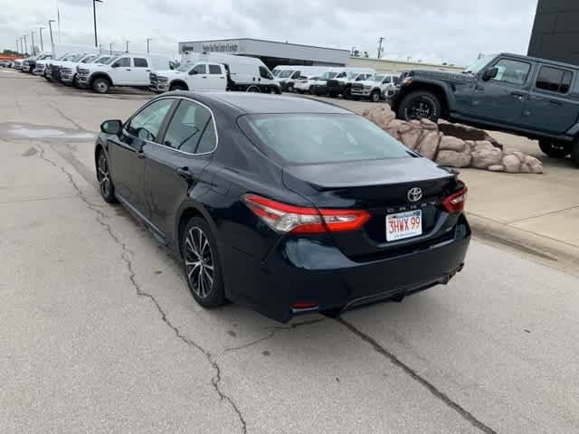 Thumbnail: 2018 Toyota Camry - 19