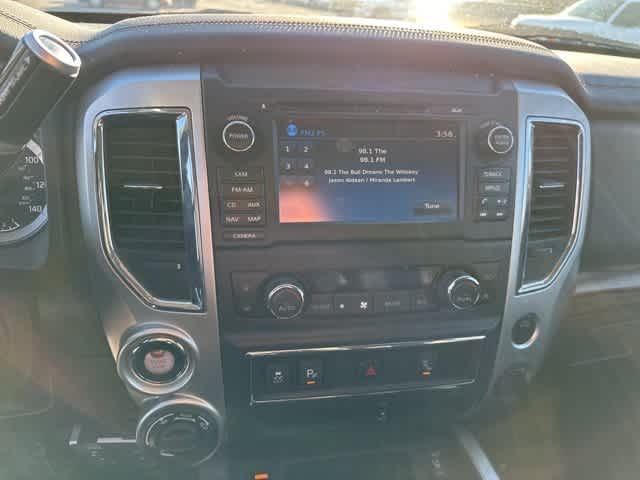 Thumbnail: 2017 Nissan Titan - 7