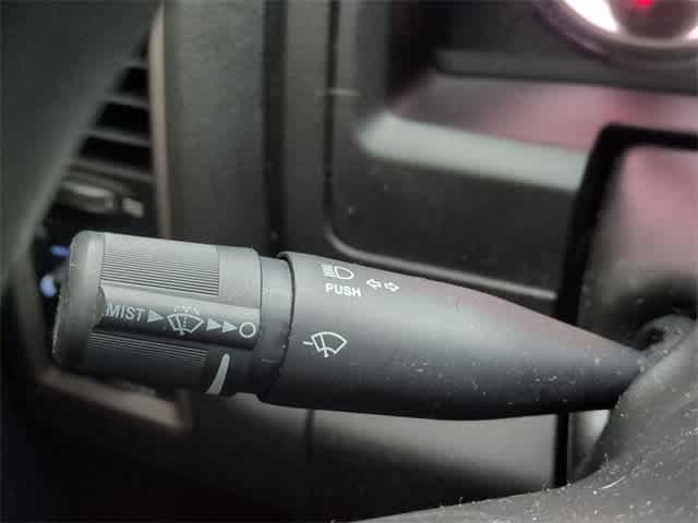 Thumbnail: 2022 RAM 1500 Classic - 23