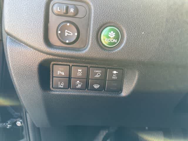 Thumbnail: 2023 Honda Ridgeline - 13