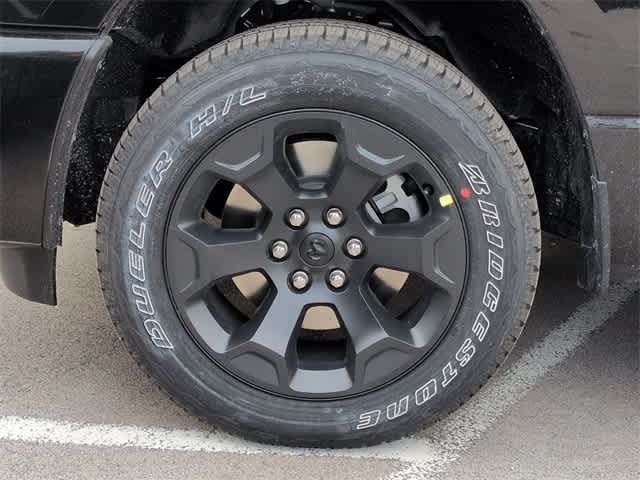 Thumbnail: 2026 RAM 1500 - 13