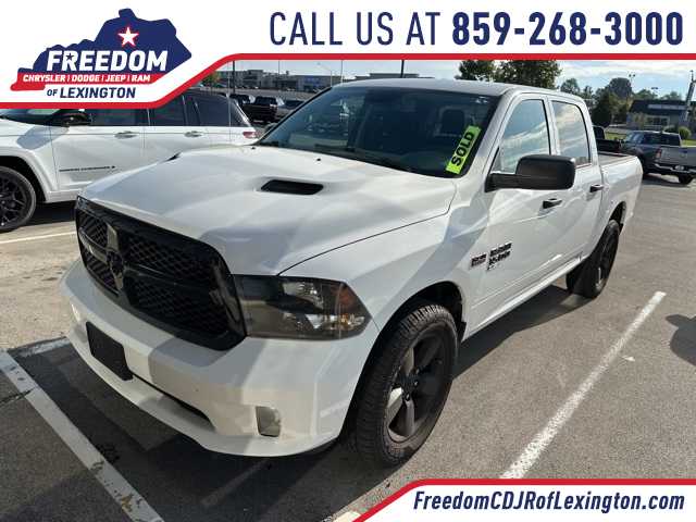 Thumbnail: 2019 RAM 1500 Classic - 1