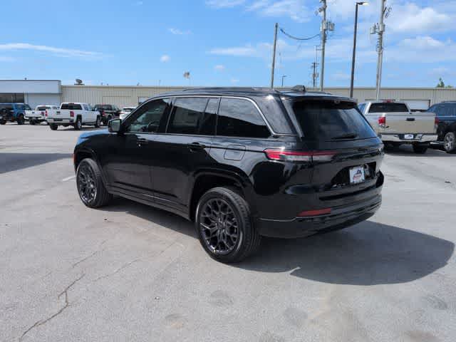 Thumbnail: 2026 Jeep Grand Cherokee - 6