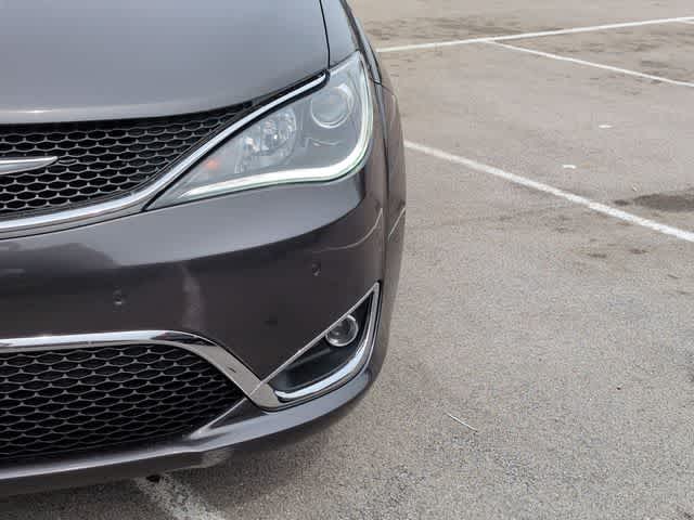Thumbnail: 2020 Chrysler Pacifica - 11