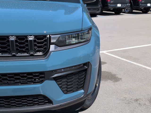 Thumbnail: 2026 Jeep Grand Cherokee - 11