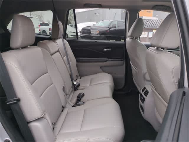 Thumbnail: 2022 Honda Pilot - 22