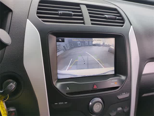 Thumbnail: 2014 Ford Explorer - 31