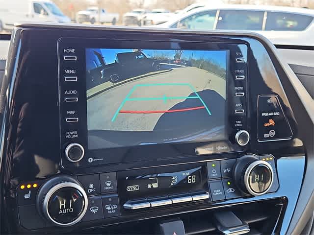 Thumbnail: 2022 Toyota Highlander - 31