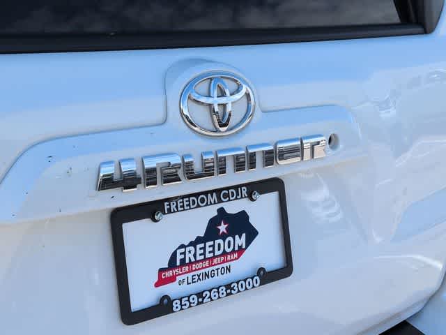 Thumbnail: 2019 Toyota 4Runner - 13