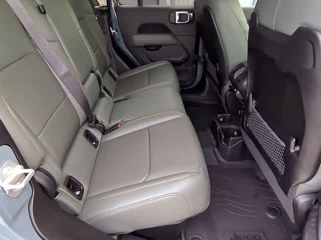 Thumbnail: 2026 Jeep Gladiator - 21