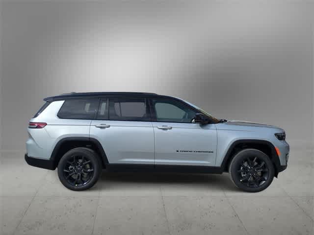 Thumbnail: 2025 Jeep Grand Cherokee L - 9