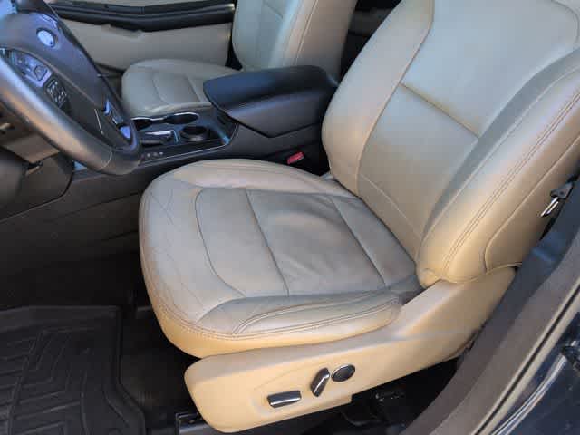 Thumbnail: 2017 Ford Explorer - 16