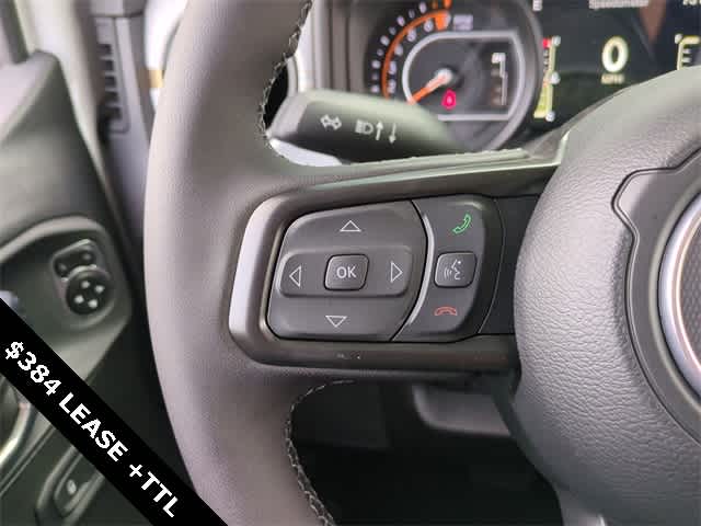 Thumbnail: 2025 Jeep Gladiator - 23