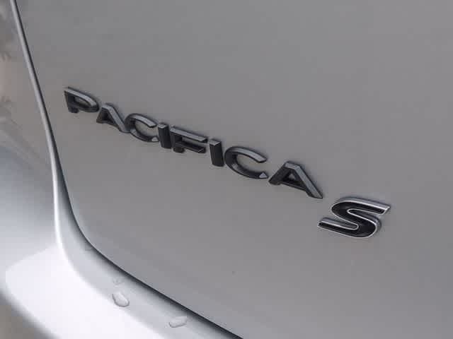Thumbnail: 2026 Chrysler Pacifica - 13
