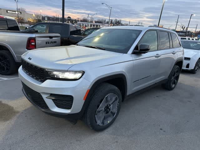 Thumbnail: 2025 Jeep Grand Cherokee - 2