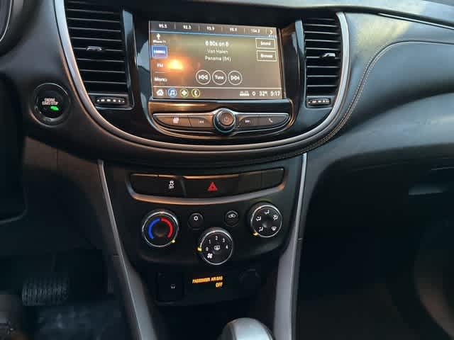 Thumbnail: 2018 Chevrolet Trax - 7