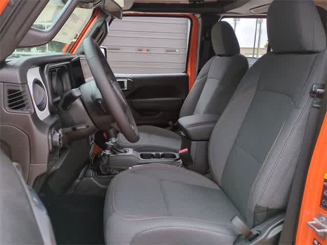 Thumbnail: 2025 Jeep Gladiator - 16