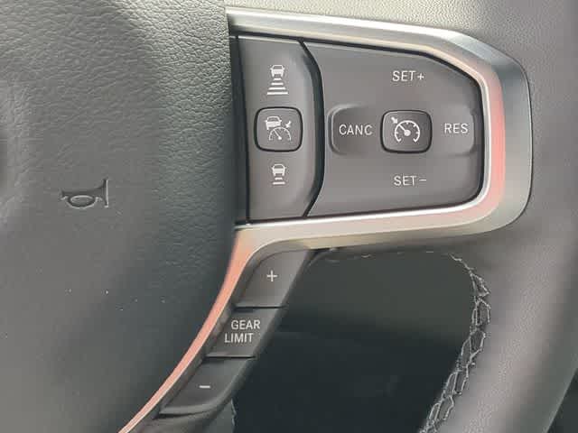 Thumbnail: 2026 RAM 1500 - 25
