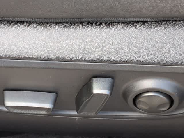 Thumbnail: 2026 Jeep Cherokee - 17