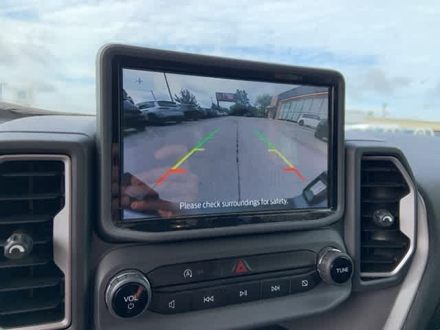 Thumbnail: 2021 Ford Bronco Sport - 6