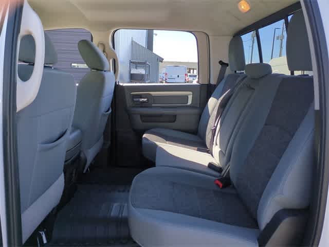 Thumbnail: 2019 RAM 1500 Classic - 20