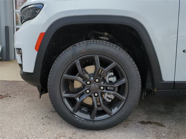 Thumbnail: 2025 Jeep Grand Cherokee L - 14