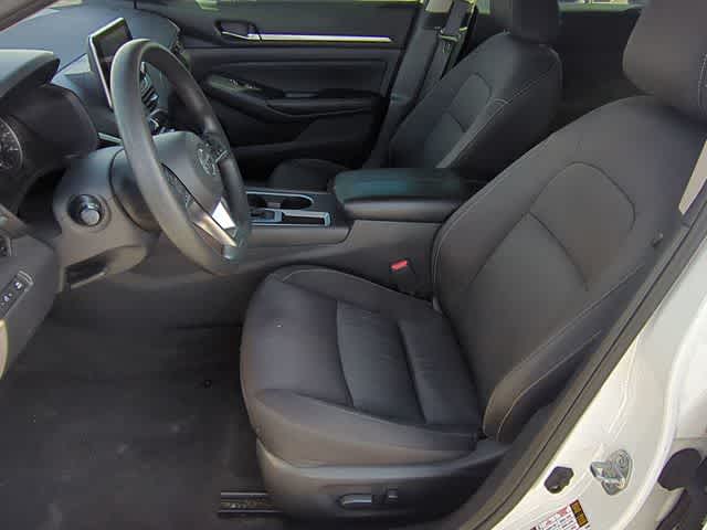 Thumbnail: 2022 Nissan Altima - 16