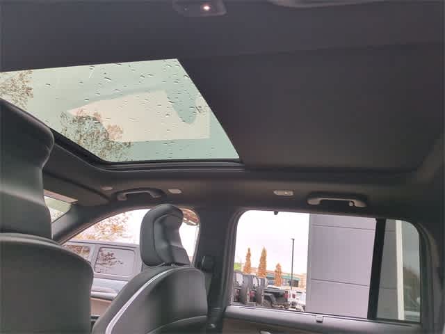 Thumbnail: 2025 Jeep Grand Cherokee - 20