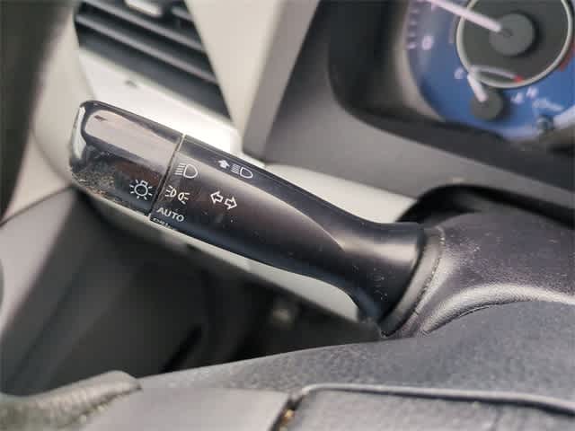 Thumbnail: 2020 Toyota Sienna - 26