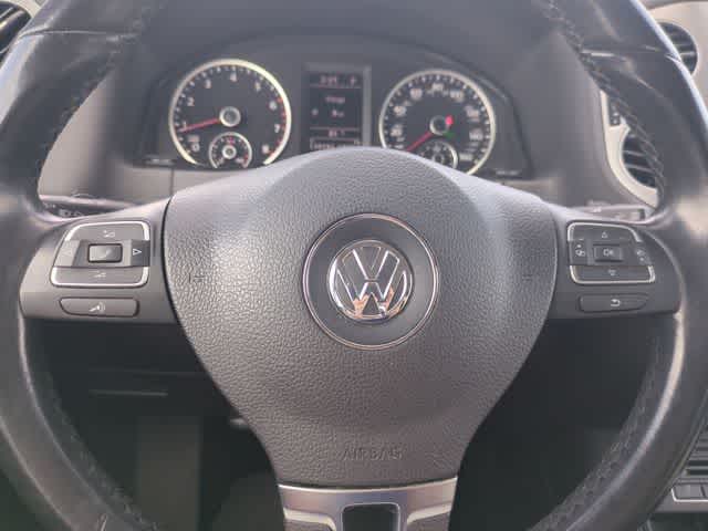 Thumbnail: 2017 Volkswagen Tiguan - 21