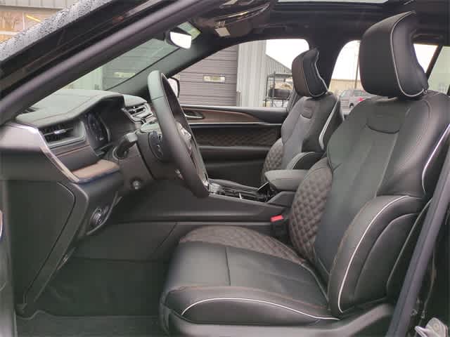 Thumbnail: 2025 Jeep Grand Cherokee - 17