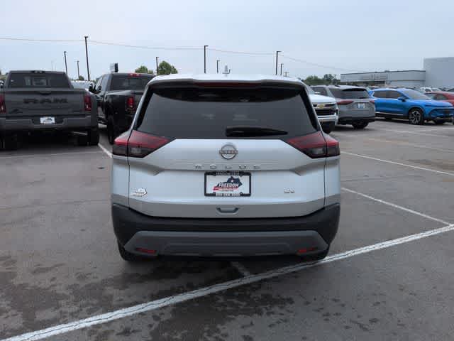 Thumbnail: 2023 Nissan Rogue - 7