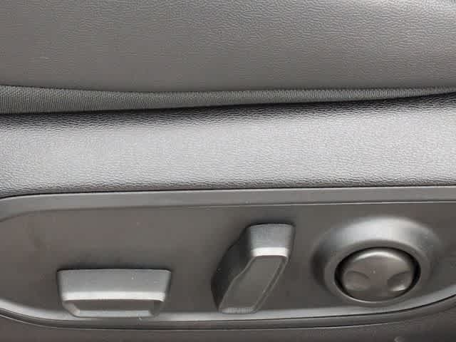 Thumbnail: 2026 Jeep Cherokee - 18