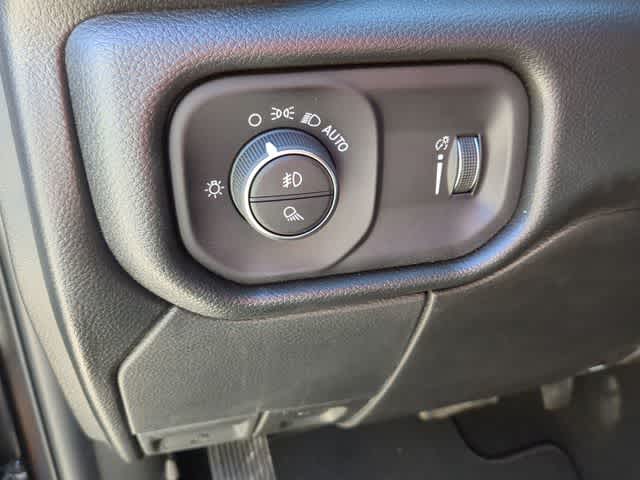 Thumbnail: 2026 RAM 2500 - 18