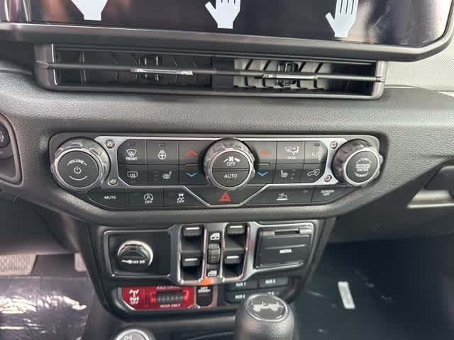 Thumbnail: 2026 Jeep Wrangler - 7