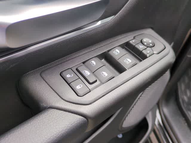 Thumbnail: 2026 RAM 1500 - 18