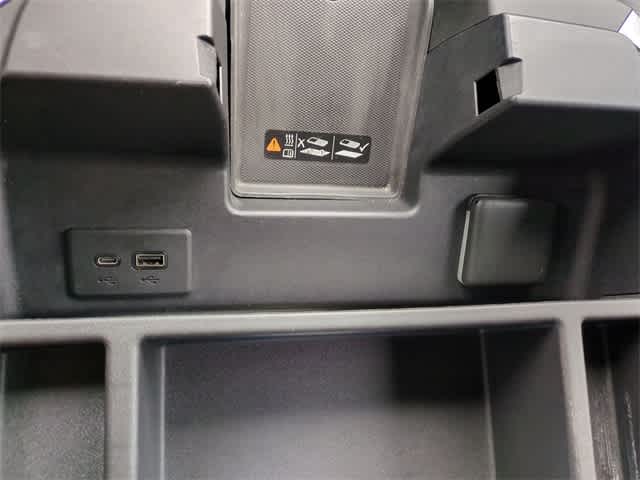 Thumbnail: 2022 Chevrolet Silverado 1500 - 33