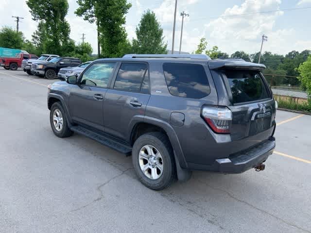 Thumbnail: 2015 Toyota 4Runner - 14