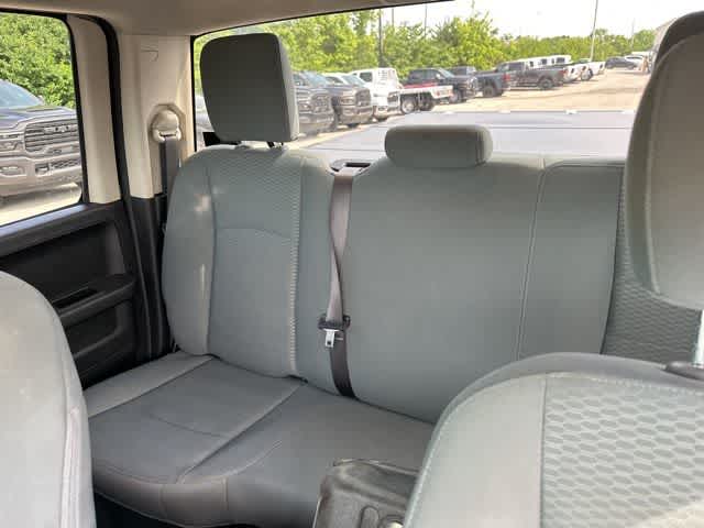 Thumbnail: 2019 RAM 1500 Classic - 5