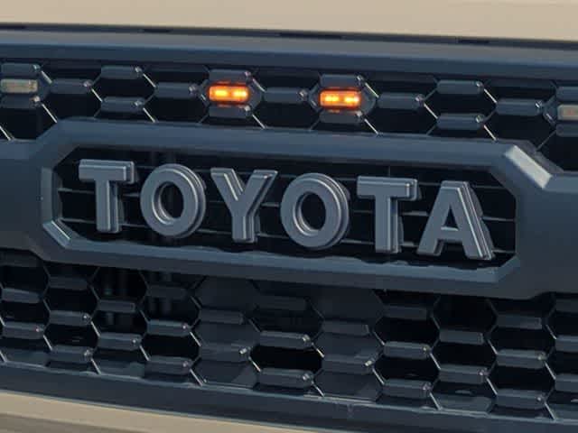 Thumbnail: 2017 Toyota Tacoma - 12