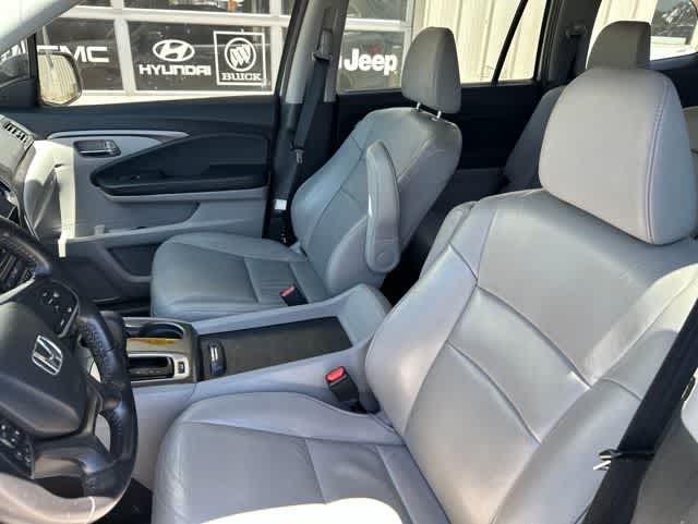 Thumbnail: 2020 Honda Pilot - 3
