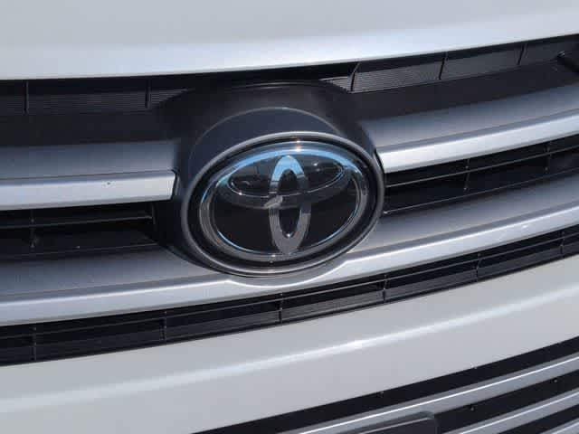 Thumbnail: 2017 Toyota Highlander - 12