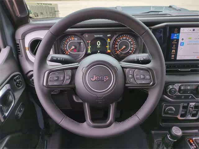 Thumbnail: 2025 Jeep Gladiator - 22