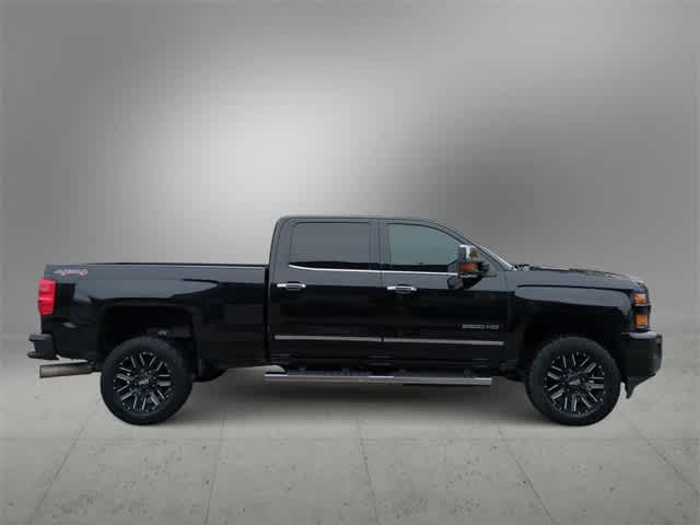 Thumbnail: 2016 Chevrolet Silverado 2500 - 9