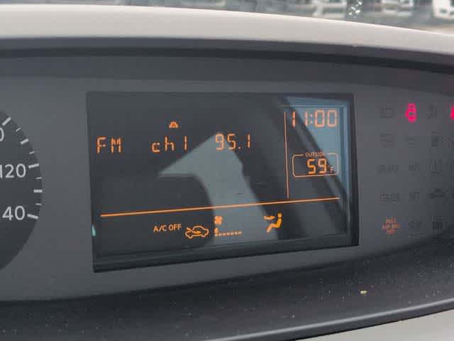 Thumbnail: 2004 Nissan Quest - 28