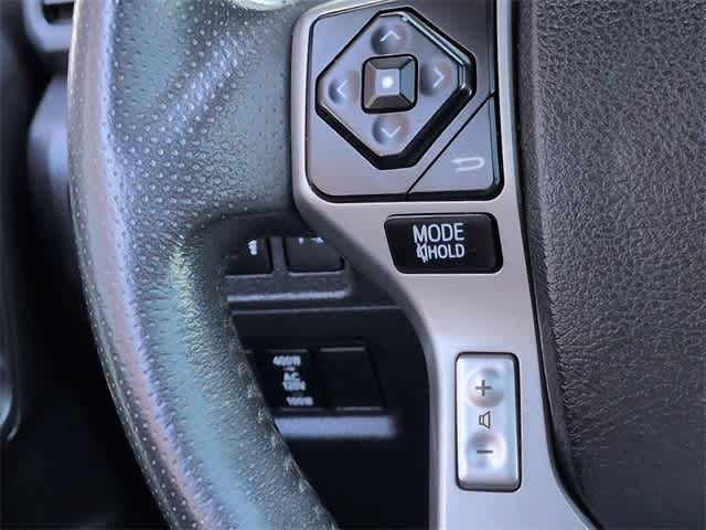 Thumbnail: 2017 Toyota 4Runner - 26