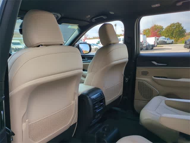 Thumbnail: 2025 Jeep Grand Cherokee L - 19