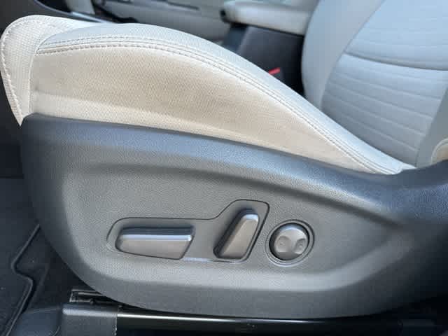 Thumbnail: 2022 Kia Sportage - 14